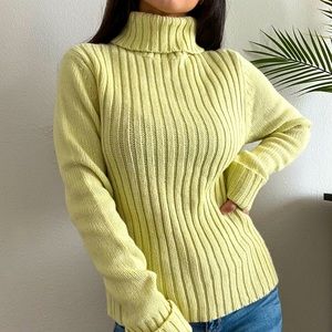 🪩 Apostrophe | Green Turtleneck Knit Sweater 🪩